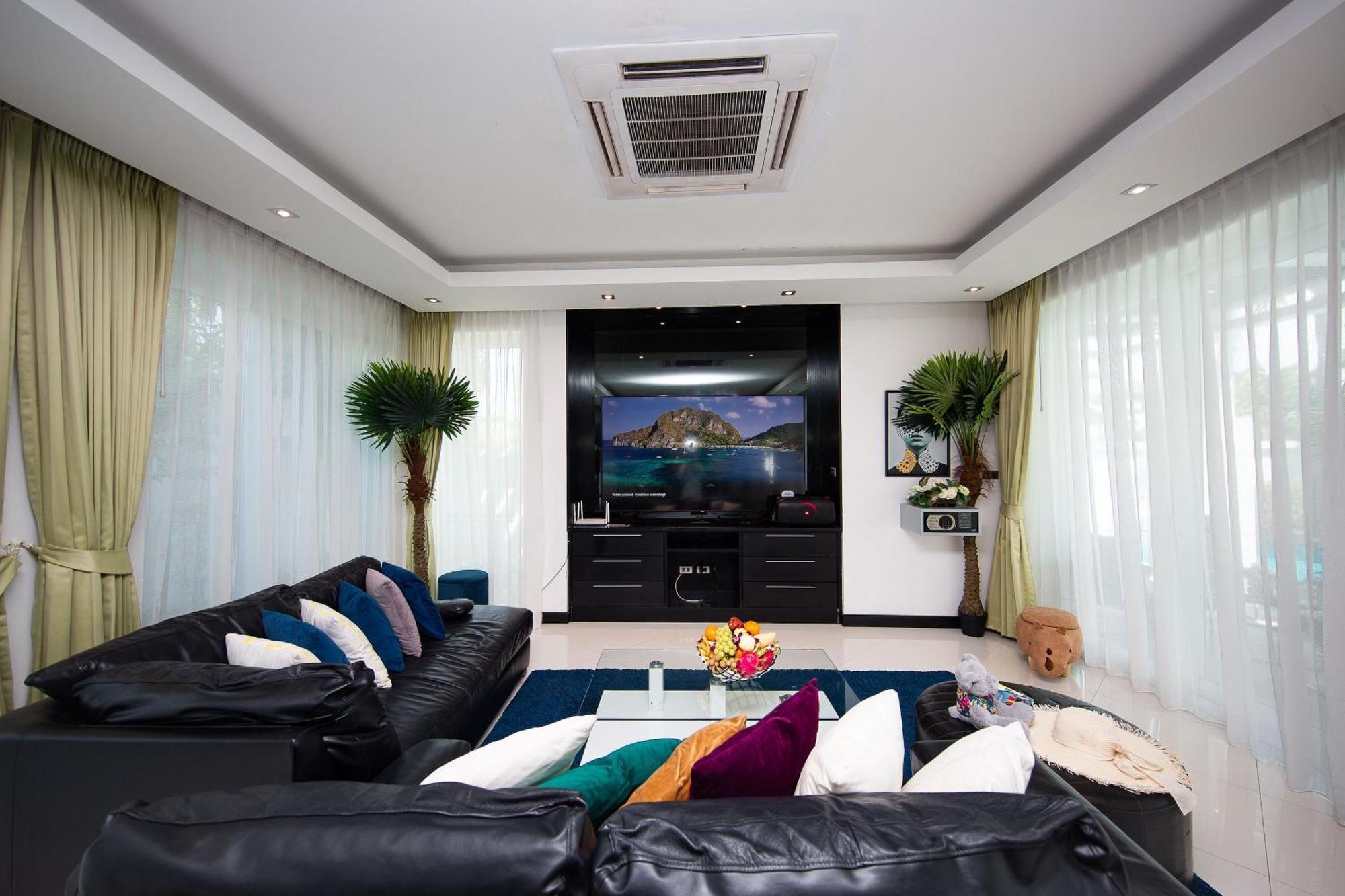 Premium Pool Villa Pattaya Jomtien Beach Room photo