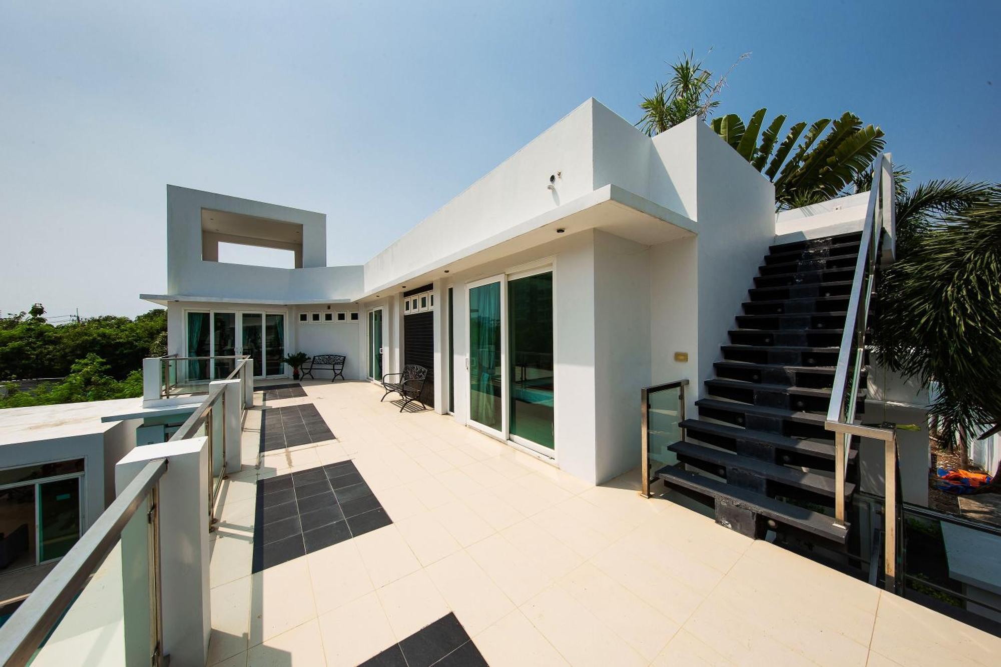 Premium Pool Villa Pattaya Jomtien Beach Room photo